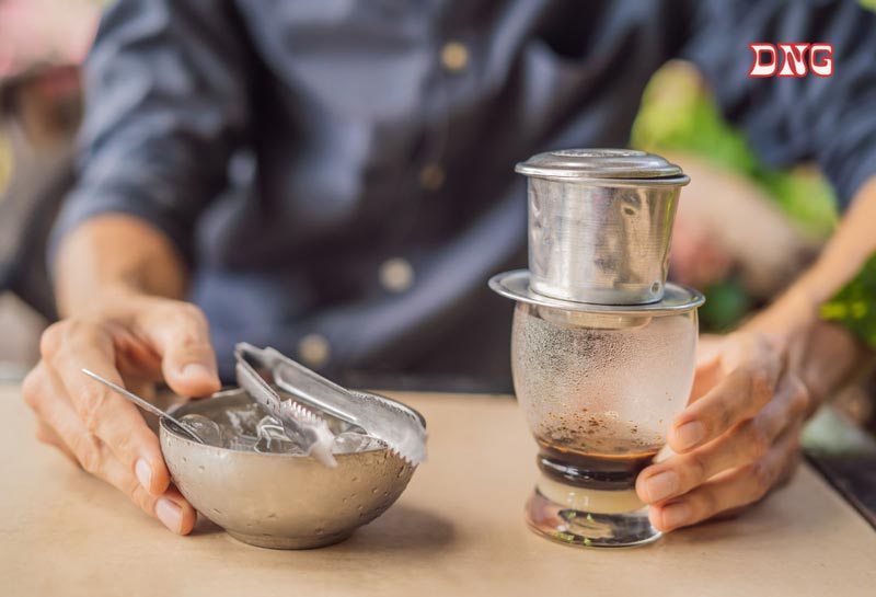 Vietnamese-iced-coffee-image-2